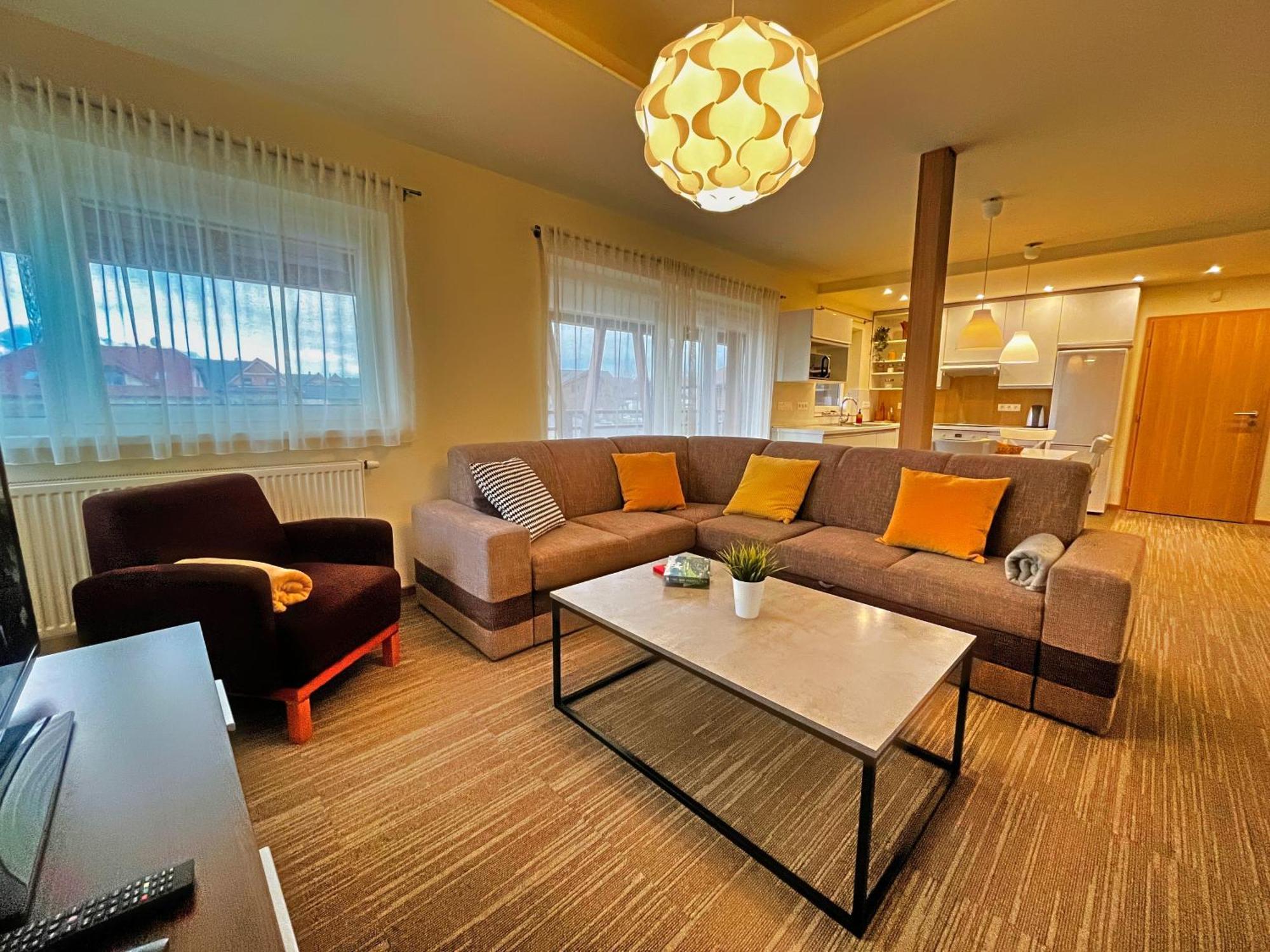 Apartmany Friends Tatry Vel'ka Lomnica Exteriör bild